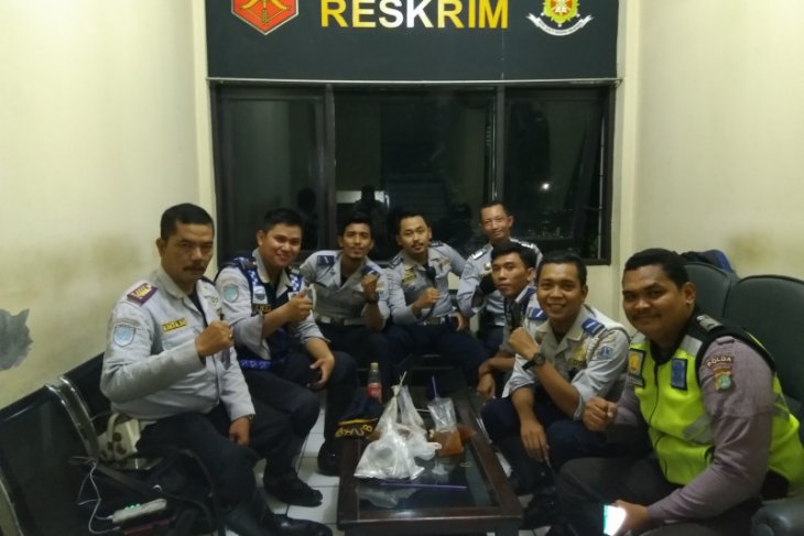 Polisi