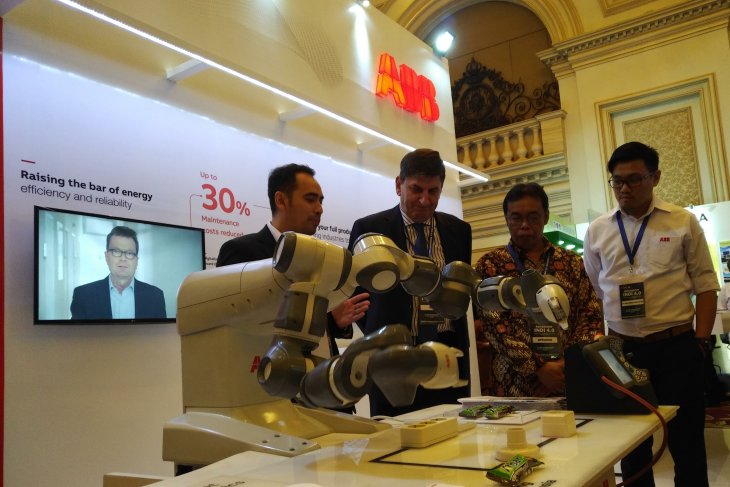 Naik, tren penggunaan teknologi robot pada industri di Indonesia