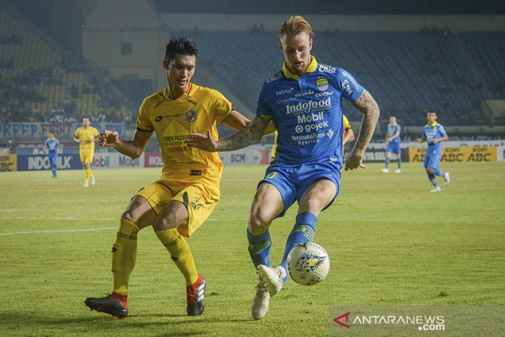 Persib Bandung Melawan Semen Padang FC