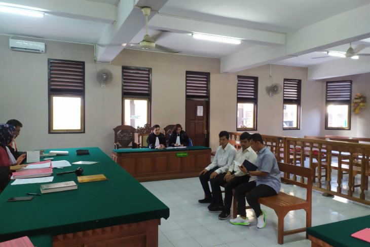 Dua warga Thailand dituntut 18 tahun karena sabu