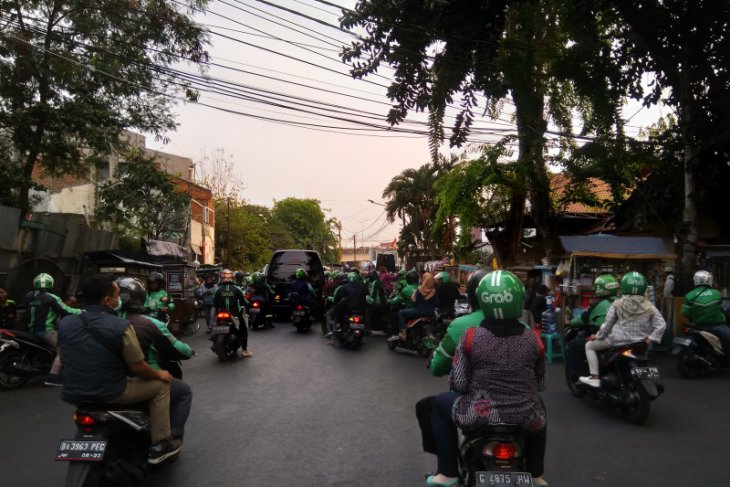 Demo mahasiswa, pengemudi ojol tidak dapat melayani pesanan