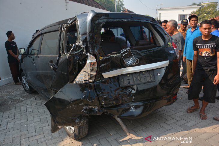 Kecelakaan beruntun di Jombang