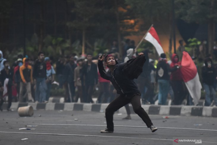 Dinas pendidikan bergerak identifikasi siswa dari lokasi demonstrasi