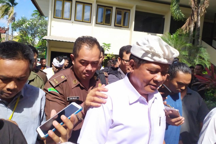 Majelis hakim tolak eksepsi mantan Wagub Bali