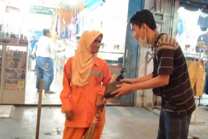 Mengenal komunitas