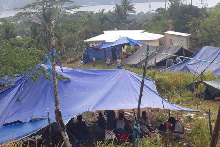 Kisah tsunami 8 Oktober 1950 memicu warga Hutumuri mengungsi saat gempa