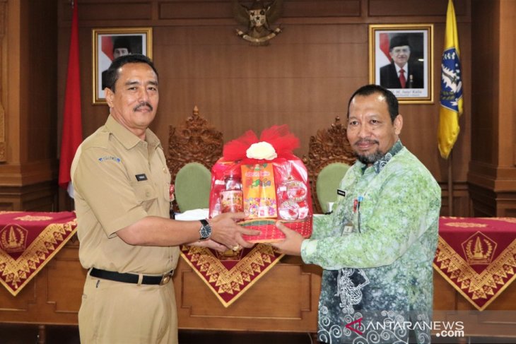 Pemkab Purbalingga pelajari penanganan batas wilayah di Badung