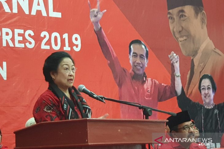 Megawati sudah serahkan nama-nama calon menteri ke Jokowi