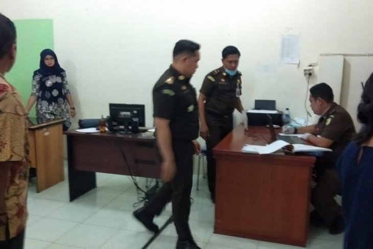 Kejari geledah Kantor Dispora Tebing Tinggi