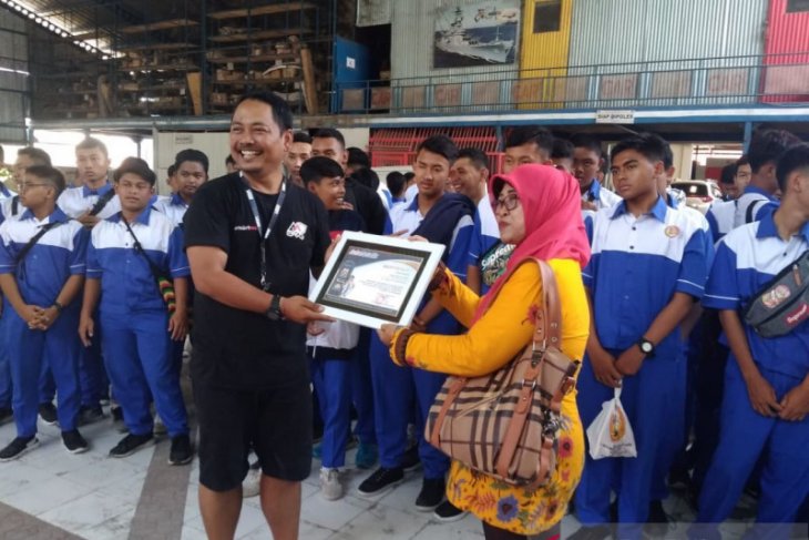 SMK Migas Cepu timba ilmu ke bengkel di Batubulan
