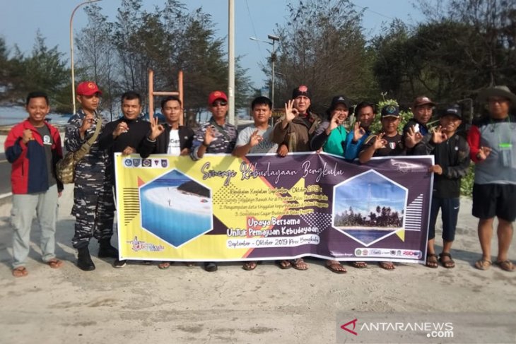 Sejumlah benda kuno ditemukan di perairan Pulau Tikus