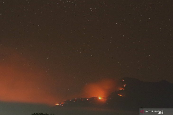 Kebakaran Gunung Raung