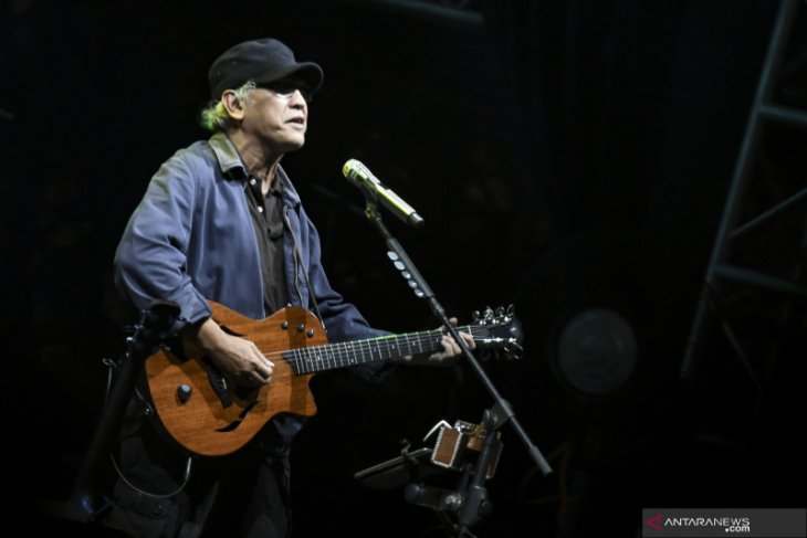 Iwan Fals kenang pertemuan terakhir dengan Glenn Fredly