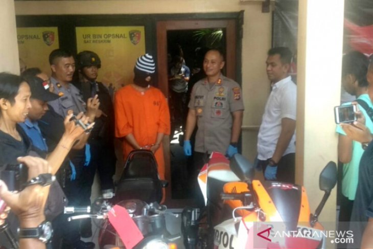 Polres Jembrana tangkap penagih utang gadungan