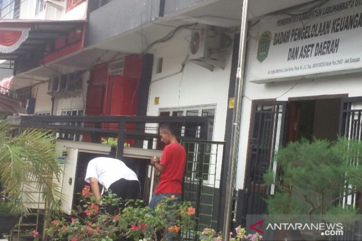 PLN lakukan pemadaman, perkantoran di Labura