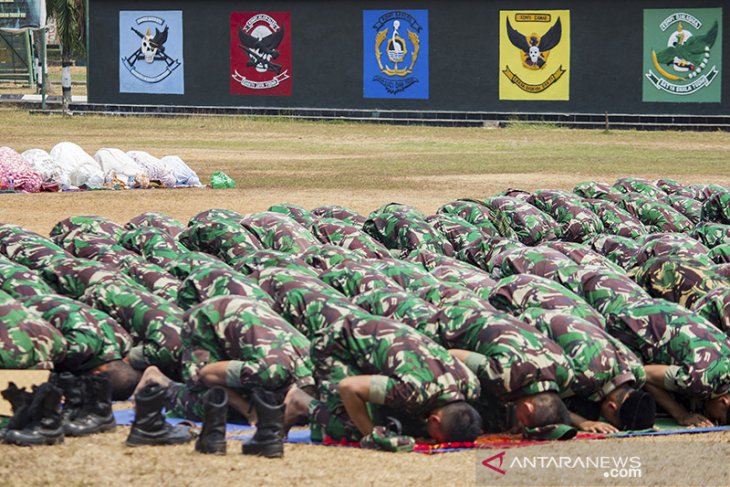 Shalat Minta Hujan Di Karawang