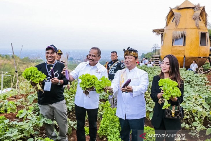 Menpar minta Pasar Puri Bambu Bandung jadi destinasi digital inovatif