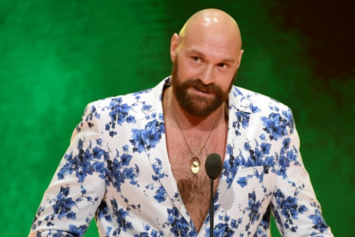 Petinju kelas berat asal Inggris Tyson Fury akan lakoni debut gulat lawan Strowman