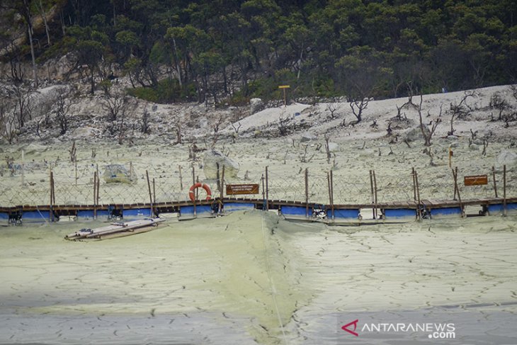 Pascakebakaran Hutan Kawah Putih