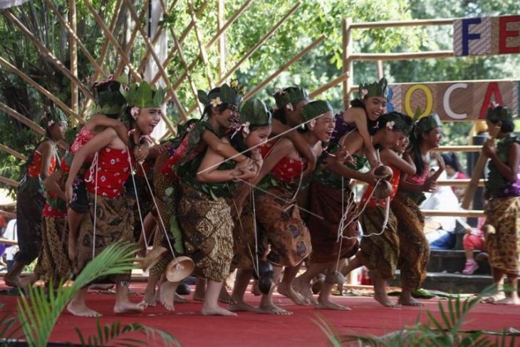 Festival bocah bolanan