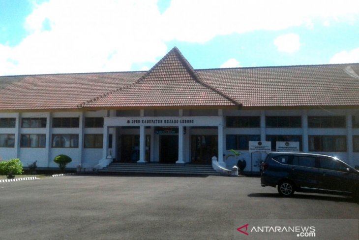 Malas hadir, gaji anggota dewan bakal dipotong