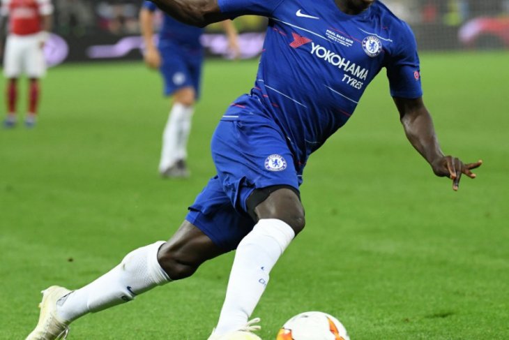 Madrid siap pinang N'Golo Kante