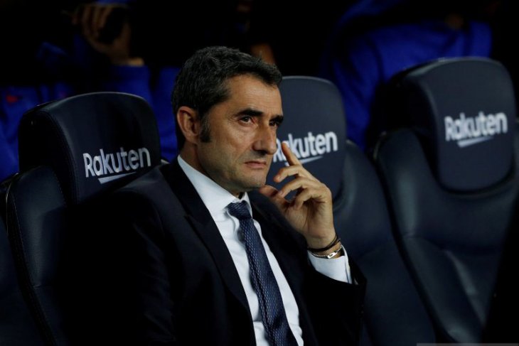 Pelatih Barcelona Ernesto Valverde merasa Barcelona kurang tenang