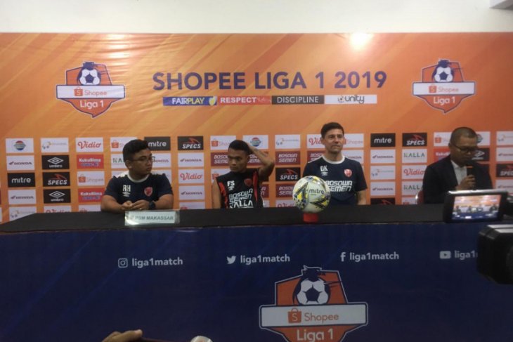 Pelatih PSM minta pemain jangan remehkan Persija Jakarta