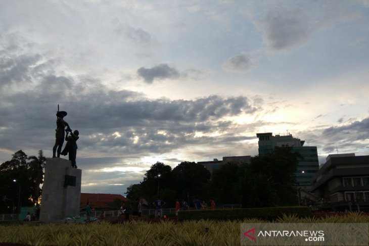 Hujan angin masih berpotensi terjadi di Jakarta