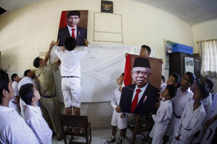 Foto Presiden Joko Widodo dan dan Wakil Presiden Ma'ruf Amin