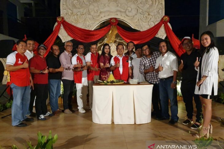 Pelaku pariwisata Bali syukuran pelantikan Presiden dan Wapres