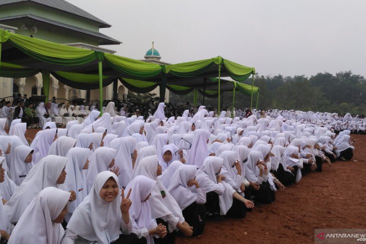 Unjuk kreativitas dan kesenian meriahkan Hari Santri Nasional di Jambi