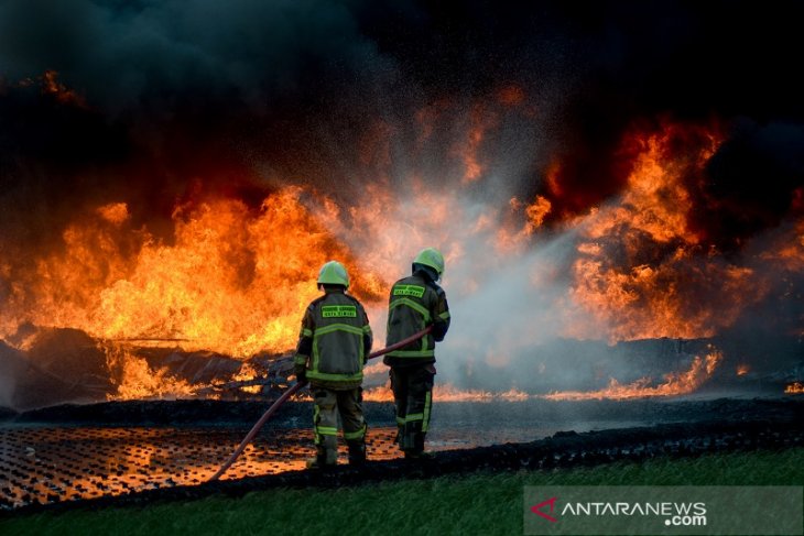 Kebakaran Pipa Minyak Pertamina