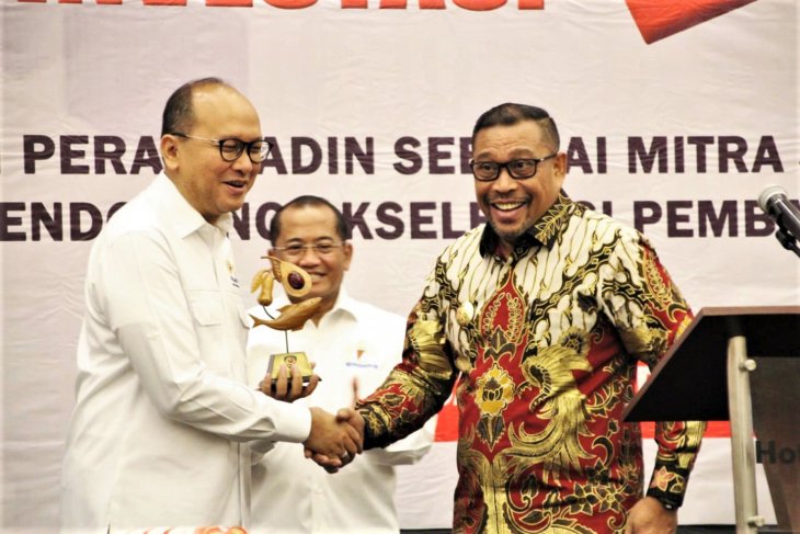 Kadin Maluku dukung Gubernur Murad usir pimpinan BPJN dan BWS