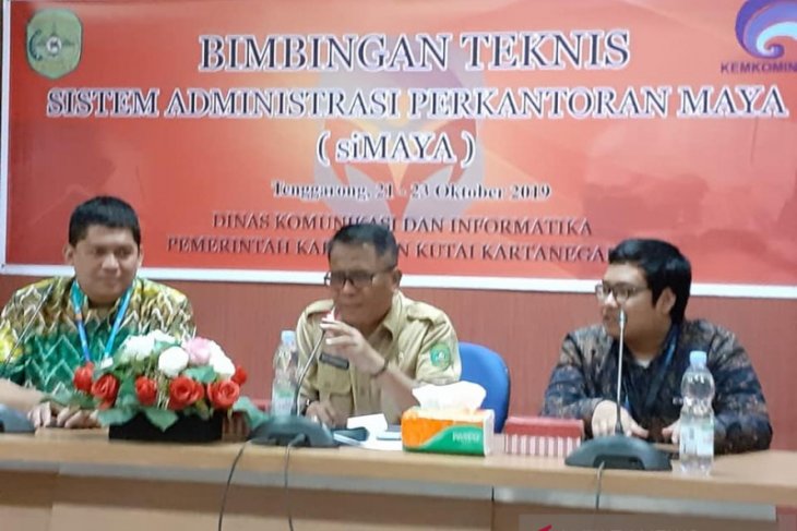 Aplikasi SiMAYA efektifitas dan efisiensi administrasi perkantoran