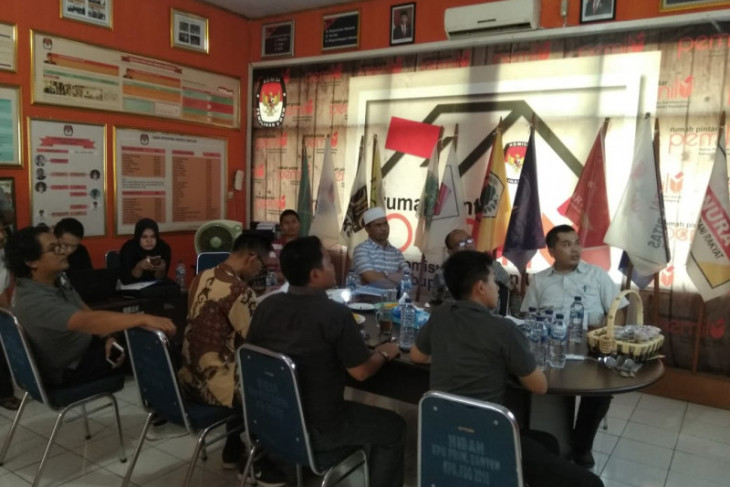KPU Pandeglang Tetapkan 69.808 Dukungan KTP Calbup Independen