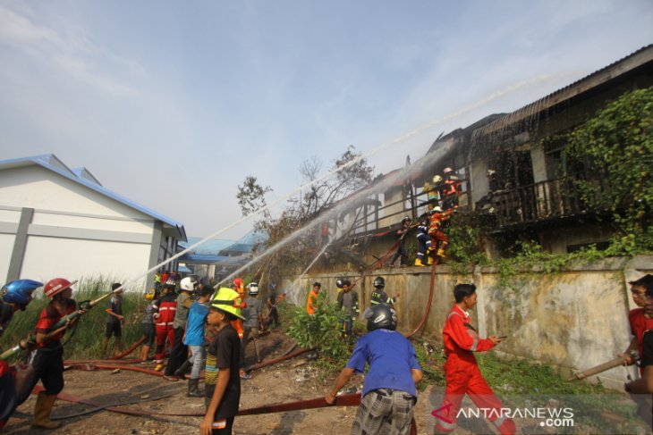 Kebakaran Berdekatan Dengan ULM