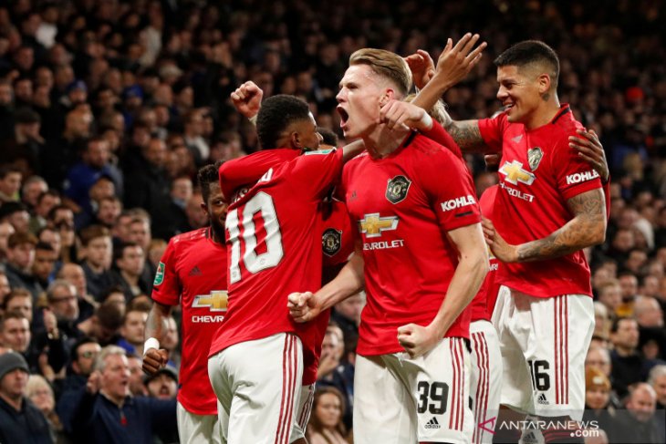 Piala Liga Inggris, Manchester United hempaskan Chelsea