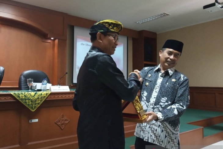 Di Badung Pemkab Madiun pelajari pengelolaan kehumasan