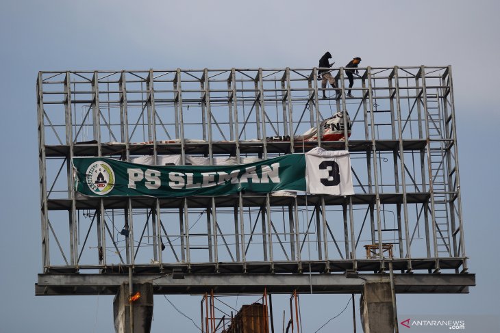 Perbaikan dan perawatan Stadion GBT