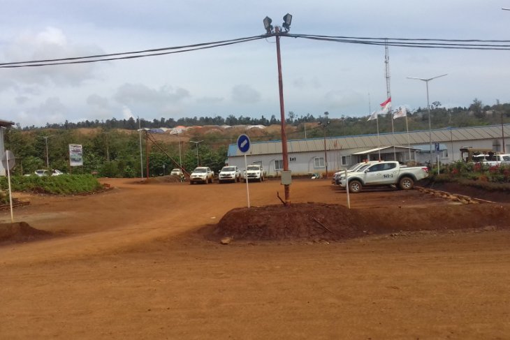 Mining investors should follow law: government