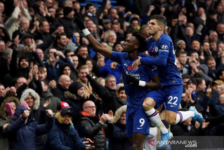 Chelsea merangsek ke posisi kedua usai tundukkan Crystal Palace