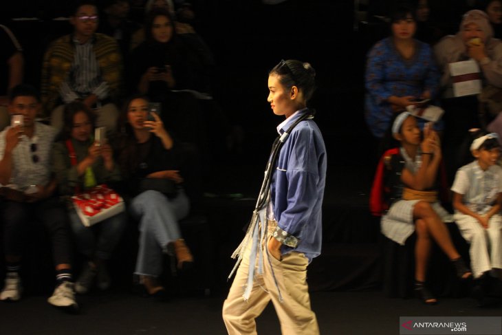 MALANG FASHION WEEK 2019