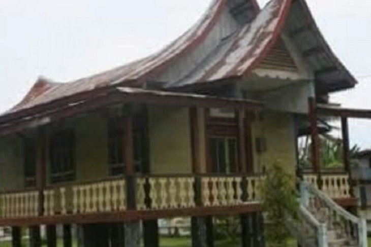 Mukomuko siapkan dana bangun rumah adat
