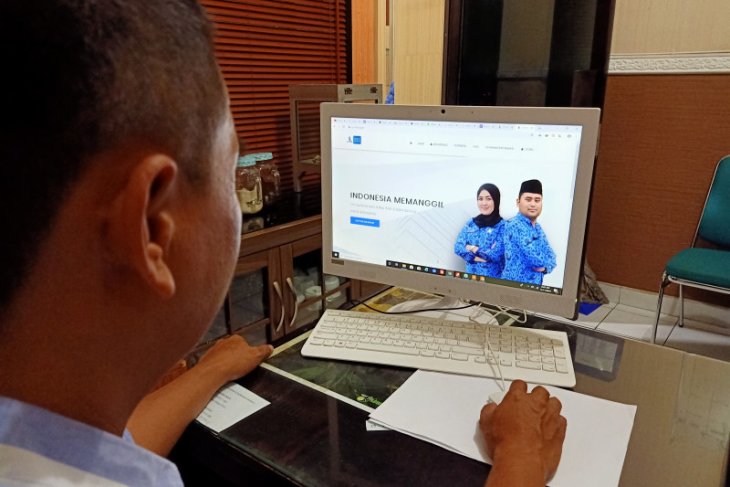 Wabup Kapuas Hulu : perbatasan kekurangan guru dan tenaga kesehatan