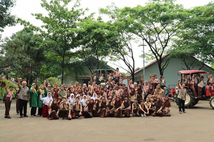 Polbangtan Bogor ajak siswa sekolah di Bogor cintai pertanian  ANTARA