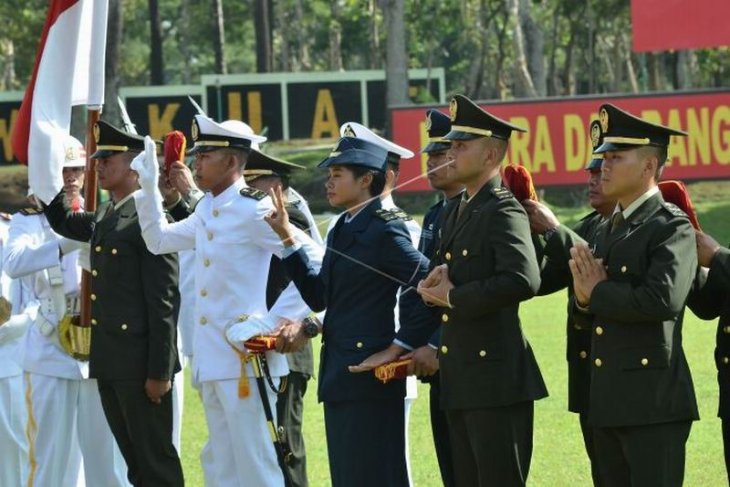 Prajurit karier TNI khusus tenaga kesehatan