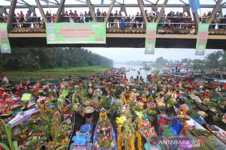 Festival Pesona Pasar Terapung Lok Baintan 2019