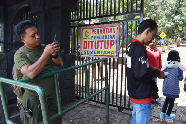 Jalur pendakian Lawu ditutup