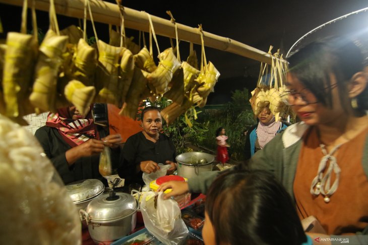 Pesta kuliner tradisional khas Suku Osing